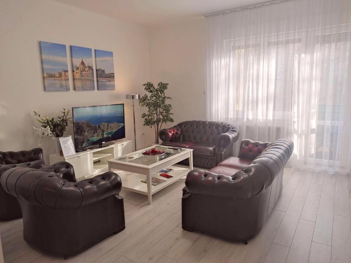 Abc Apartment บูดาเปสต์ ภายนอก รูปภาพ