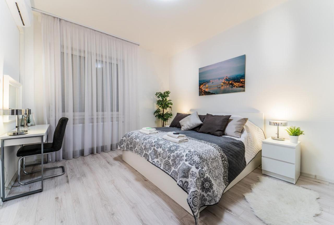 Abc Apartment บูดาเปสต์ ภายนอก รูปภาพ